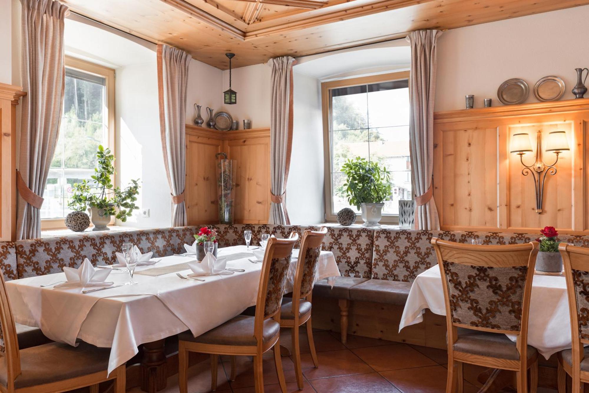 שטראס אים זילרטל Gasthof Hotel Post מראה חיצוני תמונה